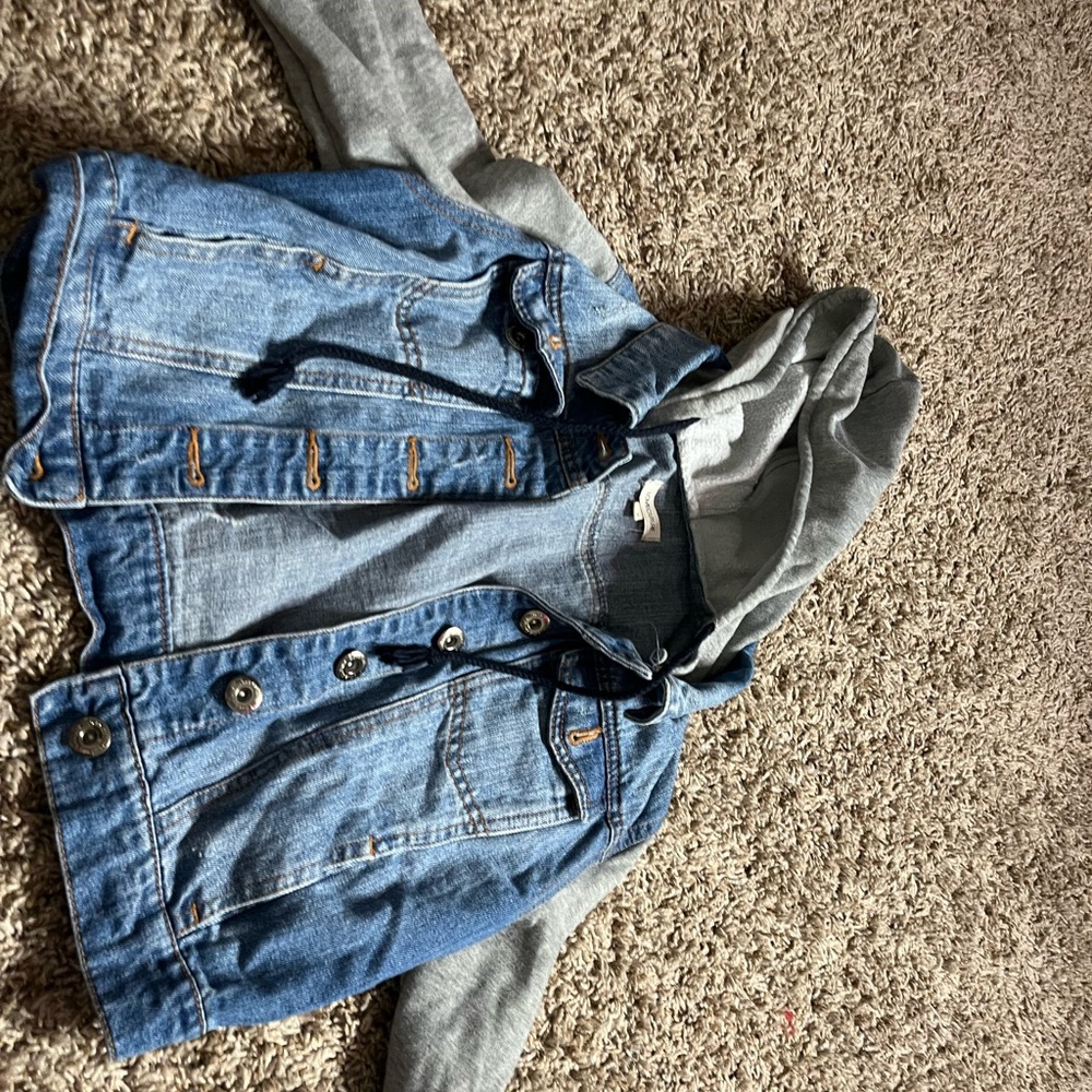 used to wear when i was younger but it doesn’t fit anymore